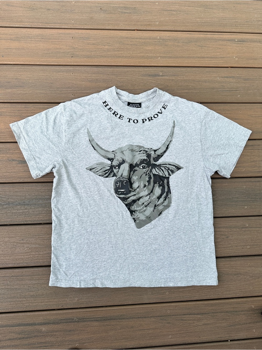 Zach Bryan Mens 2023 Concert T-Shirt Grey Bull Graphic Crew Neck Large